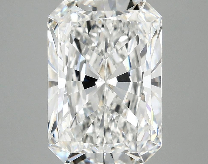 4.07 Carat Radiant Shaped Ideal Cut VS1 IGI Certified Lab Grown Diamond