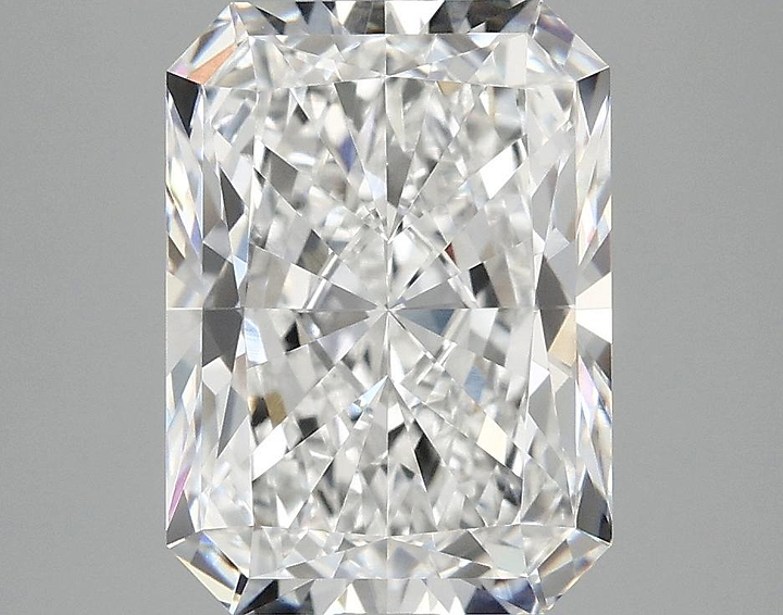 4.06 Carat Radiant Shaped Excellent Cut VVS2 IGI Certified Lab Grown Diamond
