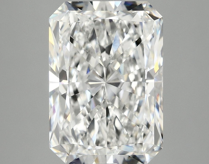 4.07 Carat Radiant Shaped Ideal Cut VVS2 IGI Certified Lab Grown Diamond