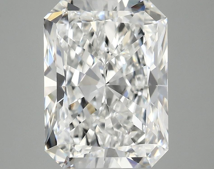 4.05 Carat Radiant Shaped Excellent Cut VVS2 IGI Certified Lab Grown Diamond