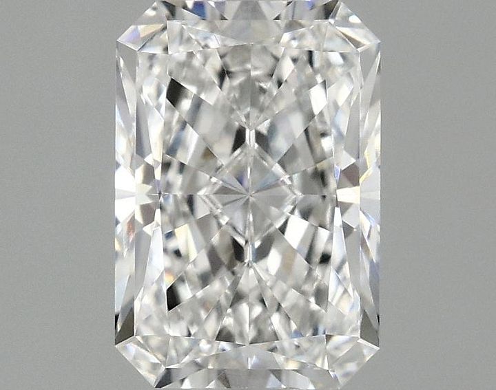 0.97 Carat Radiant Shaped Ideal Cut VVS2 IGI Certified Lab Grown Diamond