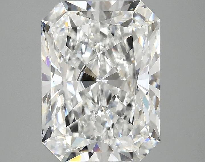4.03 Carat Radiant Shaped Excellent Cut VVS2 IGI Certified Lab Grown Diamond