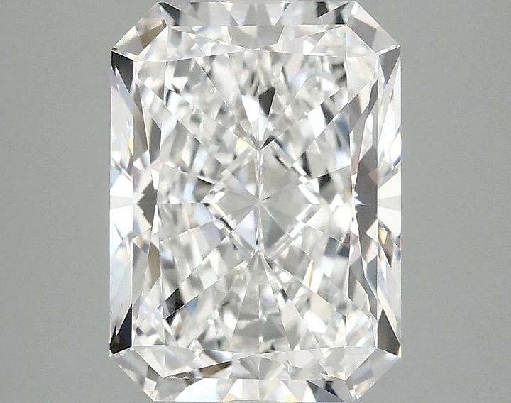 3.03 Carat Radiant Shaped Excellent Cut VVS2 IGI Certified Lab Grown Diamond