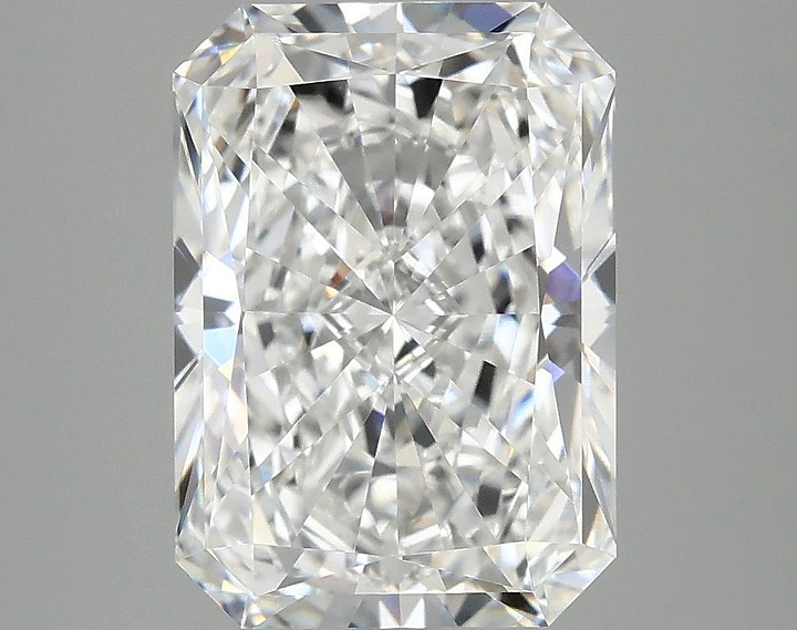 4.05 Carat Radiant Shaped Ideal Cut VVS2 IGI Certified Lab Grown Diamond