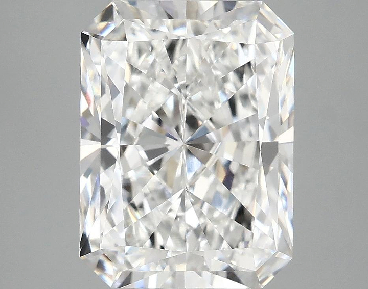 4.05 Carat Radiant Shaped Excellent Cut VVS2 IGI Certified Lab Grown Diamond