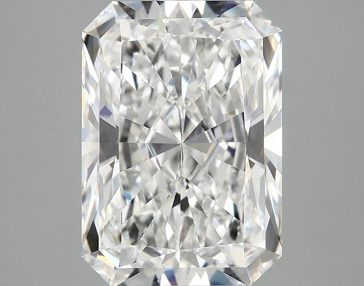4.06 Carat Radiant Shaped Ideal Cut VVS2 IGI Certified Lab Grown Diamond
