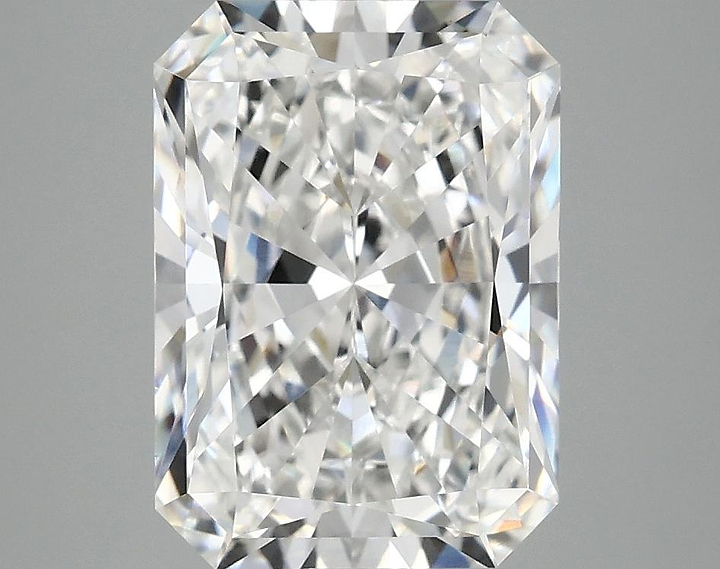 4.01 Carat Radiant Shaped Ideal Cut VVS2 IGI Certified Lab Grown Diamond