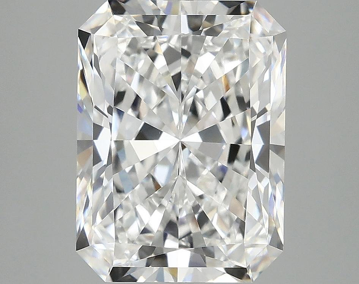 4.08 Carat Radiant Shaped Excellent Cut VVS2 IGI Certified Lab Grown Diamond