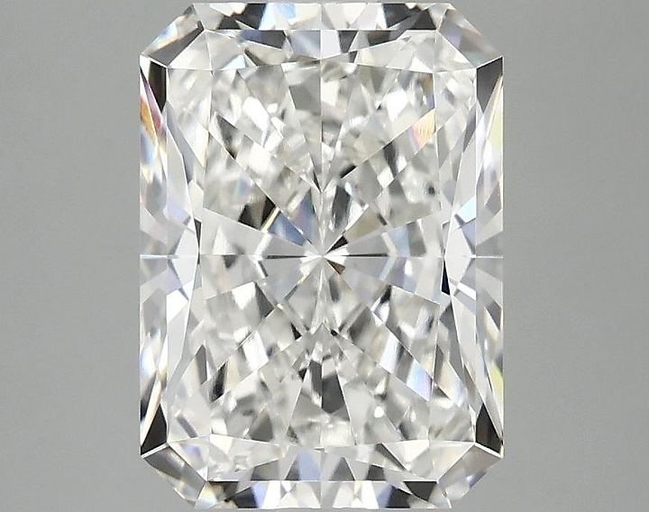 2.99 Carat Radiant Shaped Excellent Cut VVS2 IGI Certified Lab Grown Diamond