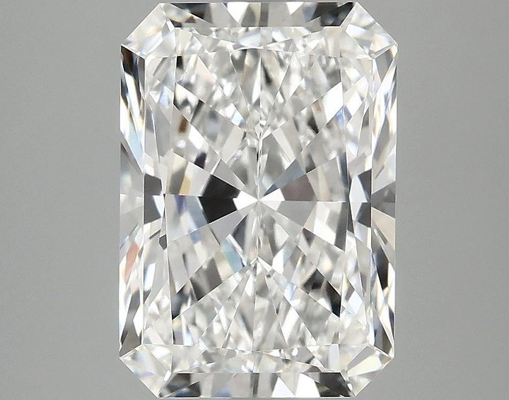 4.06 Carat Radiant Shaped Ideal Cut VVS2 IGI Certified Lab Grown Diamond