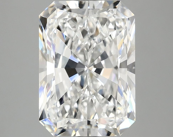 4.08 Carat Radiant Shaped Ideal Cut VVS2 IGI Certified Lab Grown Diamond