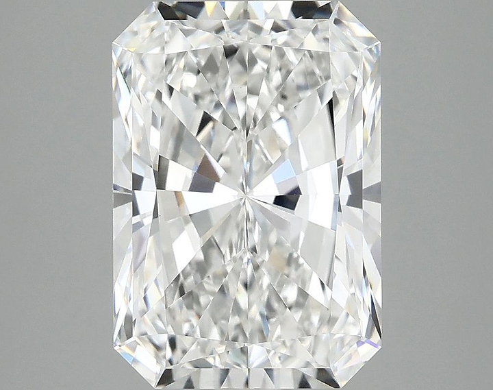 3.91 Carat Radiant Shaped Ideal Cut VVS2 IGI Certified Lab Grown Diamond