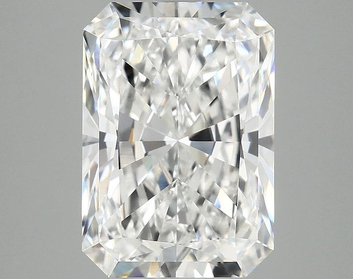 4.19 Carat Radiant Shaped Ideal Cut VVS2 IGI Certified Lab Grown Diamond