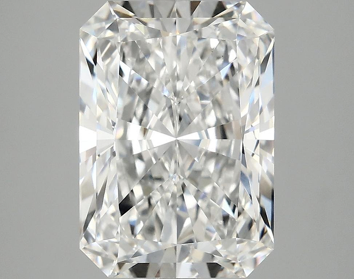 4.19 Carat Radiant Shaped Ideal Cut VVS2 IGI Certified Lab Grown Diamond