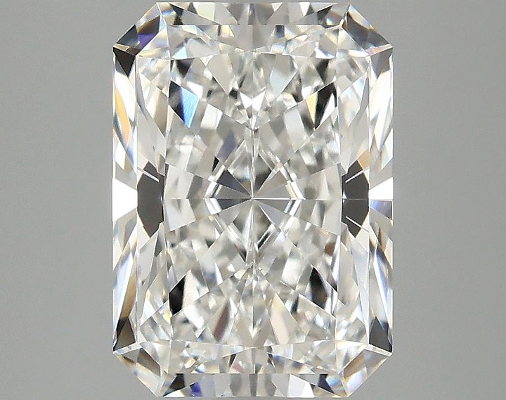 3.07 Carat Radiant Shaped Ideal Cut VVS2 IGI Certified Lab Grown Diamond
