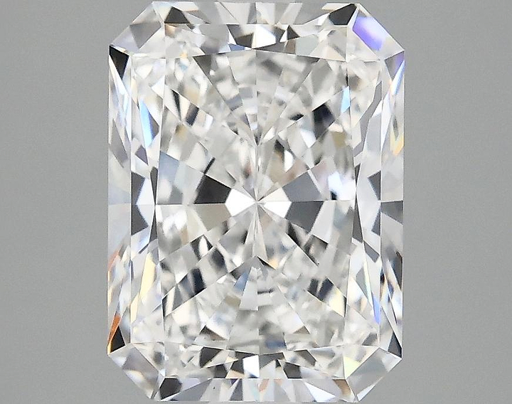 3.06 Carat Radiant Shaped Excellent Cut VS1 IGI Certified Lab Grown Diamond