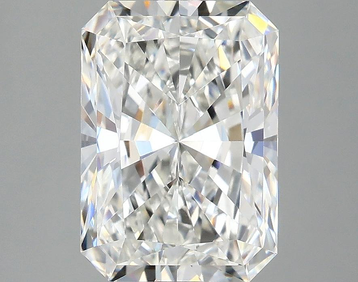 3.09 Carat Radiant Shaped Ideal Cut VVS2 IGI Certified Lab Grown Diamond