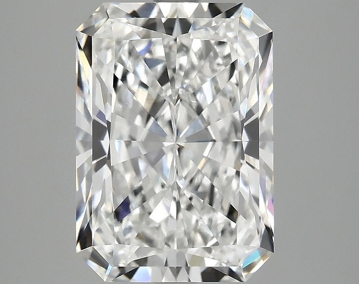 4.05 Carat Radiant Shaped Ideal Cut VVS2 IGI Certified Lab Grown Diamond