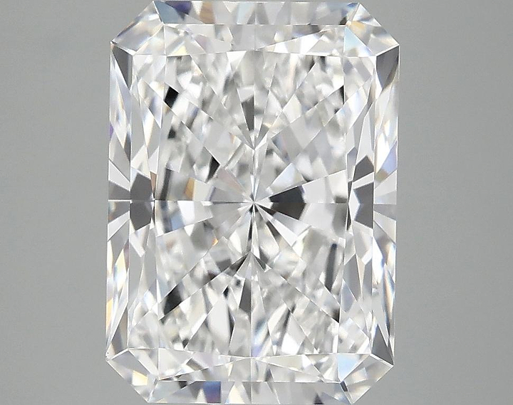 3.59 Carat Radiant Shaped Ideal Cut VVS2 IGI Certified Lab Grown Diamond