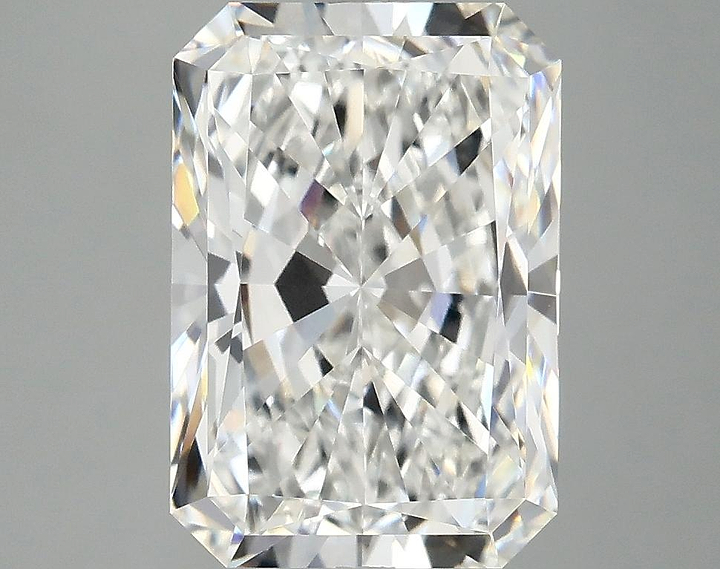 3.87 Carat Radiant Shaped Ideal Cut VVS2 IGI Certified Lab Grown Diamond