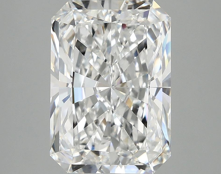 3.96 Carat Radiant Shaped Ideal Cut VVS2 IGI Certified Lab Grown Diamond
