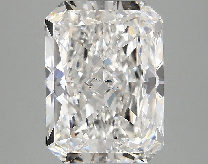 2.97 Carat Radiant Shaped Excellent Cut VS1 IGI Certified Lab Grown Diamond