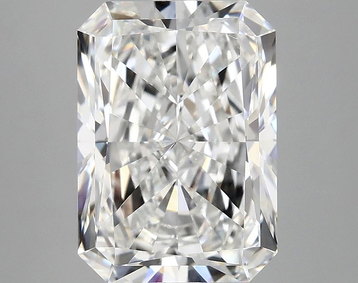 3.9 Carat Radiant Shaped Ideal Cut VVS2 IGI Certified Lab Grown Diamond