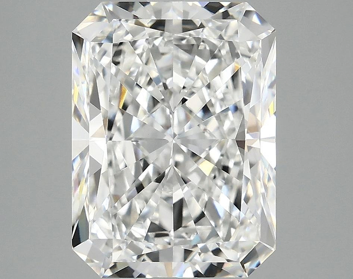 4.07 Carat Radiant Shaped Excellent Cut VVS2 IGI Certified Lab Grown Diamond