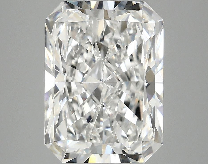 4.0 Carat Radiant Shaped Excellent Cut VVS2 IGI Certified Lab Grown Diamond