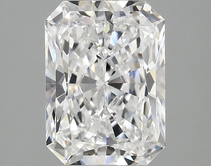 2.1 Carat Radiant Shaped Excellent Cut VVS2 IGI Certified Lab Grown Diamond