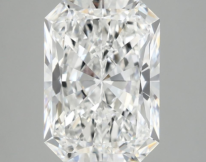4.03 Carat Radiant Shaped Ideal Cut VVS2 IGI Certified Lab Grown Diamond