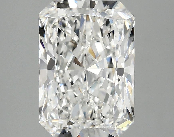 3.08 Carat Radiant Shaped Ideal Cut VS1 IGI Certified Lab Grown Diamond