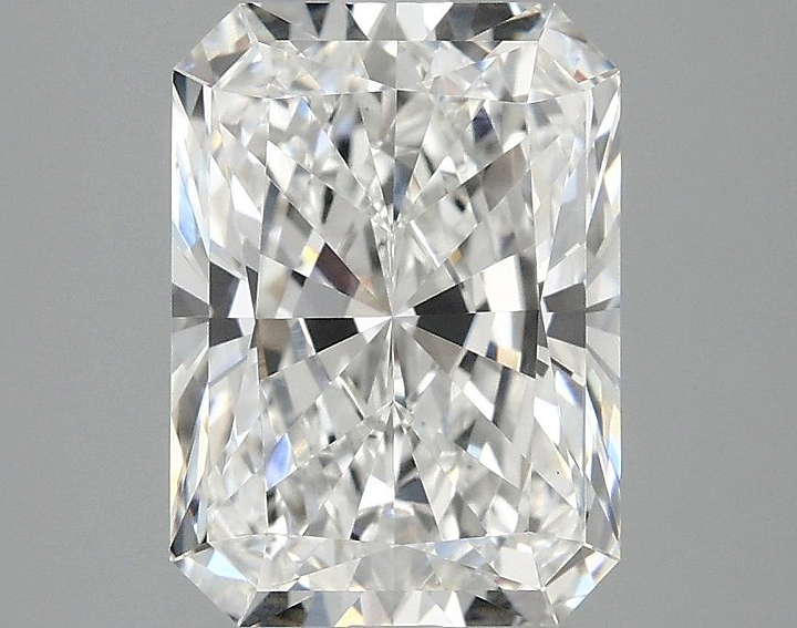 3.09 Carat Radiant Shaped Excellent Cut VS1 IGI Certified Lab Grown Diamond