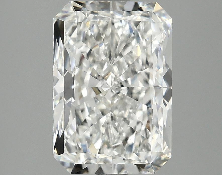 2.86 Carat Radiant Shaped Ideal Cut VS1 IGI Certified Lab Grown Diamond