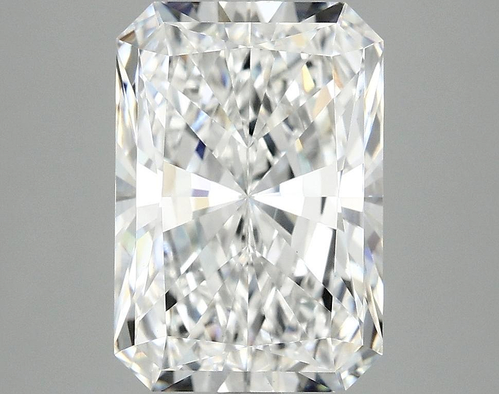 3.84 Carat Radiant Shaped Ideal Cut VS1 IGI Certified Lab Grown Diamond