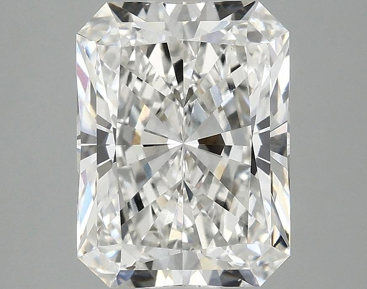 3.19 Carat Radiant Shaped Excellent Cut VS1 IGI Certified Lab Grown Diamond