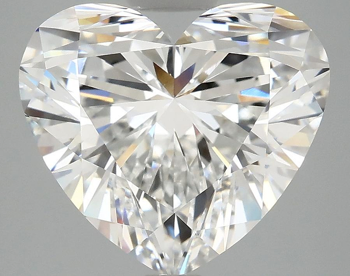 5.04 Carat Heart Shaped Ideal Cut VS1 IGI Certified Lab Grown Diamond