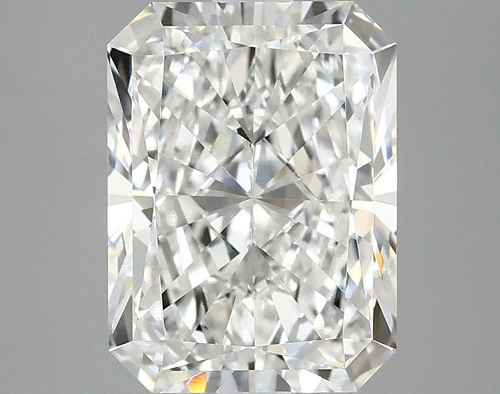 3.06 Carat Radiant Shaped Excellent Cut VS1 IGI Certified Lab Grown Diamond