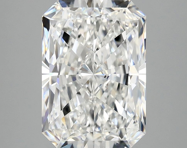 4.24 Carat Radiant Shaped Ideal Cut VVS2 IGI Certified Lab Grown Diamond