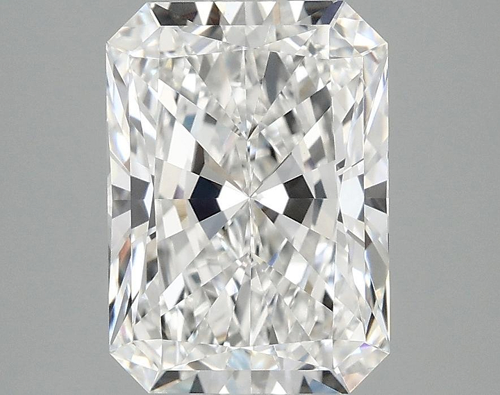 3.05 Carat Radiant Shaped Excellent Cut VVS2 IGI Certified Lab Grown Diamond