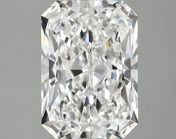 3.08 Carat Radiant Shaped Ideal Cut VS1 IGI Certified Lab Grown Diamond