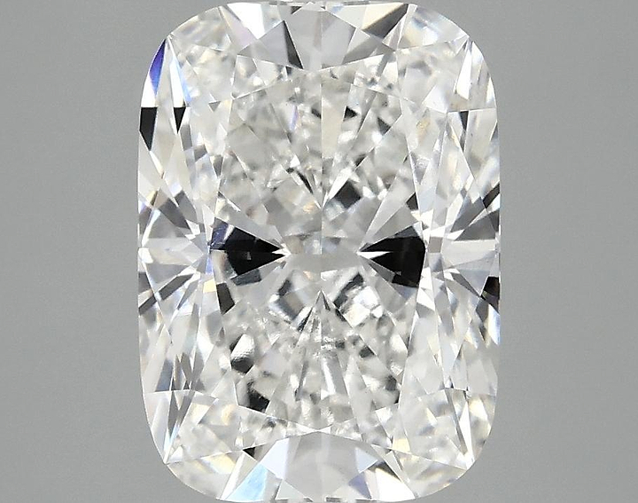 2.9 Carat Cushion Shaped Excellent Cut VS2 IGI Certified Lab Grown Diamond