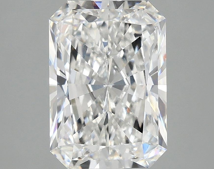 3.03 Carat Radiant Shaped Ideal Cut VS2 IGI Certified Lab Grown Diamond