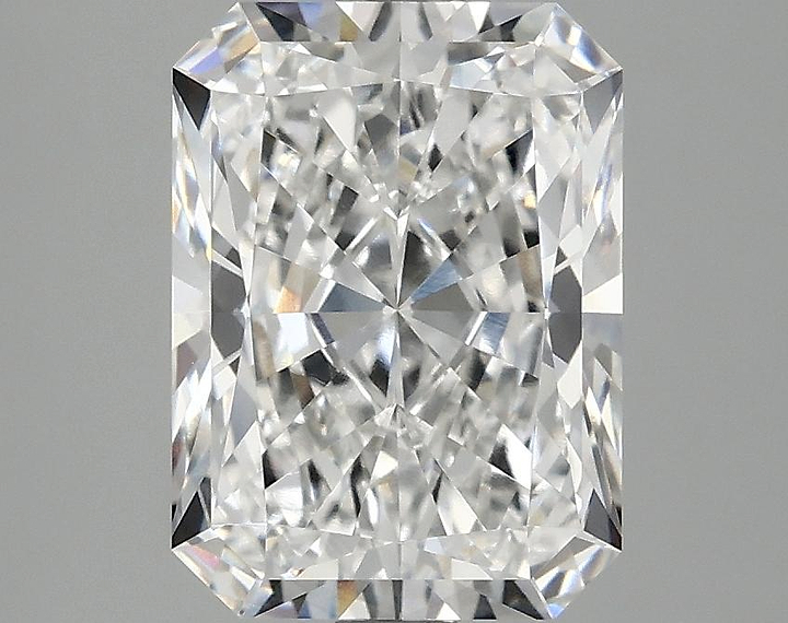 3.04 Carat Radiant Shaped Excellent Cut VS1 IGI Certified Lab Grown Diamond
