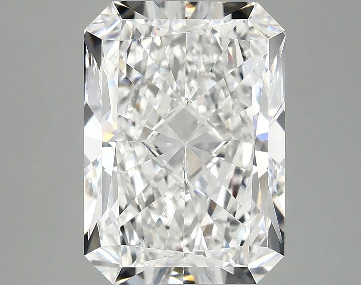 4.07 Carat Radiant Shaped Ideal Cut VVS2 IGI Certified Lab Grown Diamond