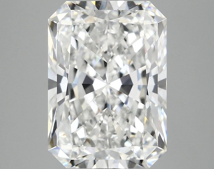 4.09 Carat Radiant Shaped Ideal Cut VVS2 IGI Certified Lab Grown Diamond