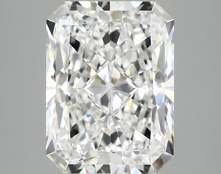 4.06 Carat Radiant Shaped Excellent Cut VVS2 IGI Certified Lab Grown Diamond