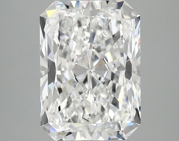 4.04 Carat Radiant Shaped Ideal Cut VVS2 IGI Certified Lab Grown Diamond