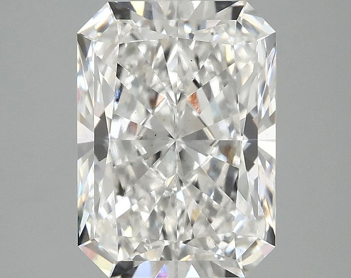 3.0 Carat Radiant Shaped Excellent Cut VS1 IGI Certified Lab Grown Diamond