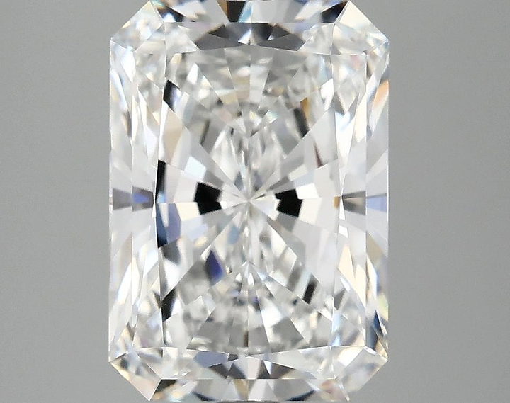 4.09 Carat Radiant Shaped Ideal Cut VVS2 IGI Certified Lab Grown Diamond